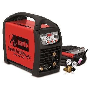 Сварочный аппарат SUPERIOR TIG 251 DC-HFLIFT VRD 400V+ACC Сварочный аппарат SUPERIOR TIG 251 DC-HFLIFT VRD 400V+ACC
