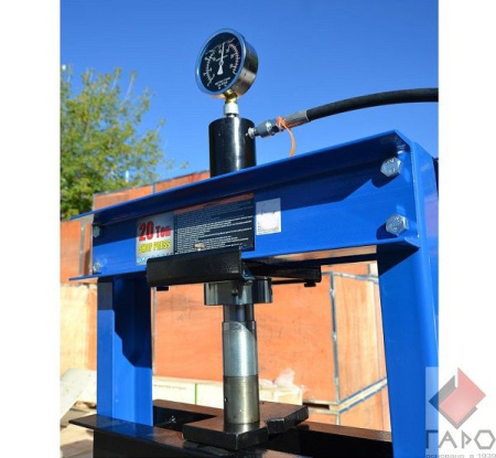 Пресс гидравлический ручной/ножной с подвижным штоком на 20 тонн 0500F-3