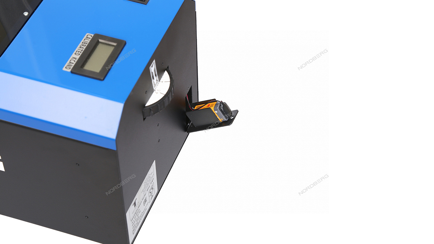 Устройство для проверки и регулировки света фар NTF2