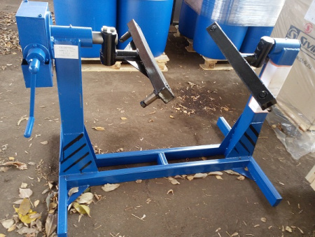 Стенд для разборки-сборки двигателей КамАЗ Р-776-00