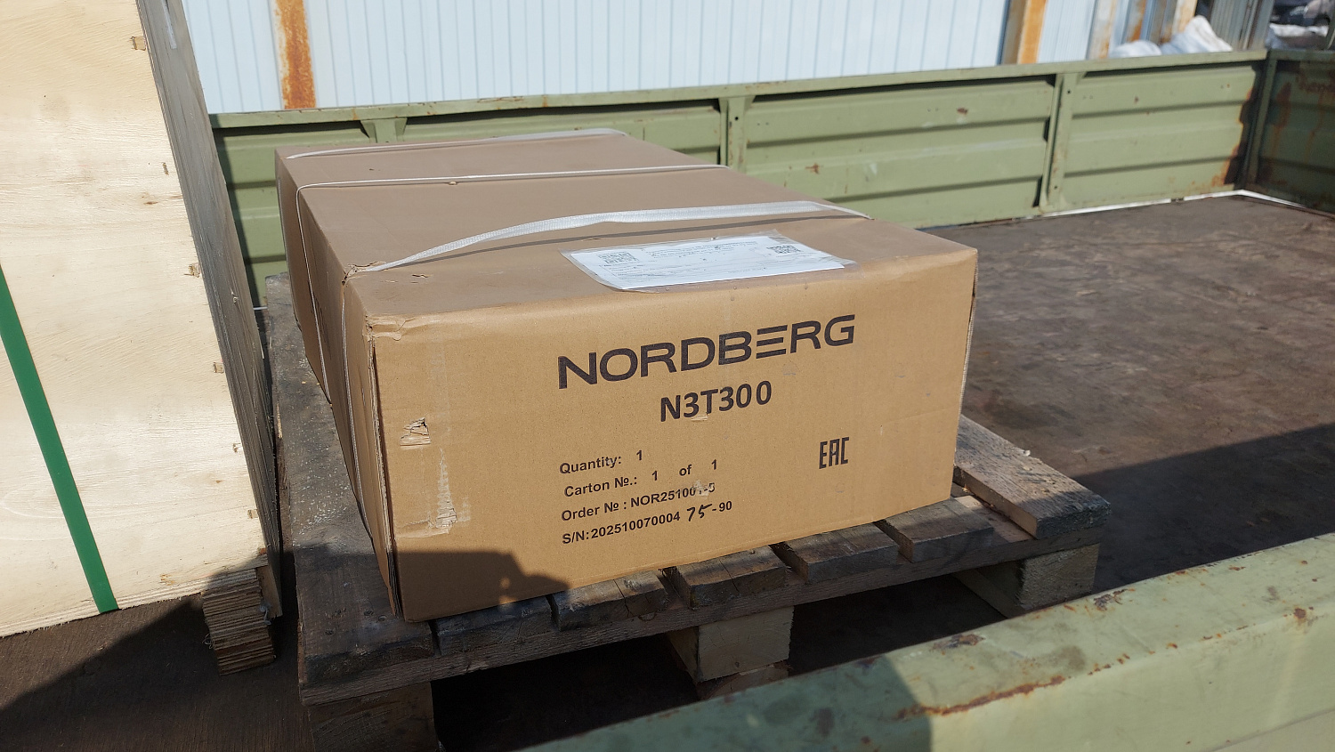 Стол подъемный гидравлический 300 кг N3T300