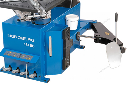 Станок шиномонтажный автомат, двухскоростной, стол с накладками, 380 В, синий 4641ID