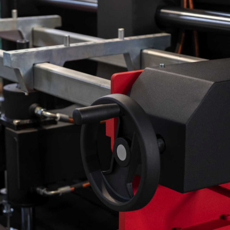 Стенд для замены направляющих втулок головок блоков ДВС ГП1200