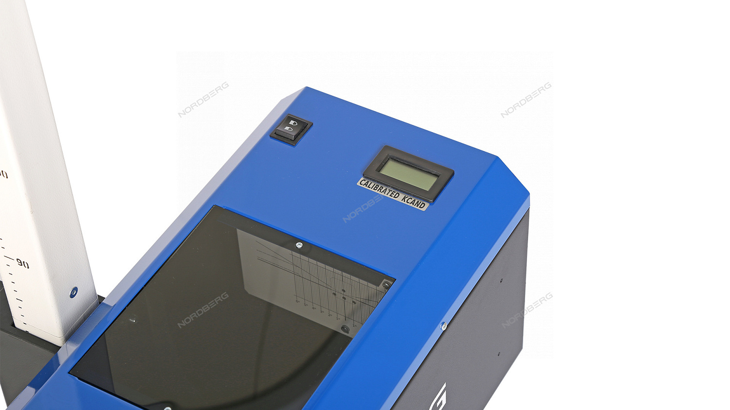 Устройство для проверки и регулировки света фар NTF2