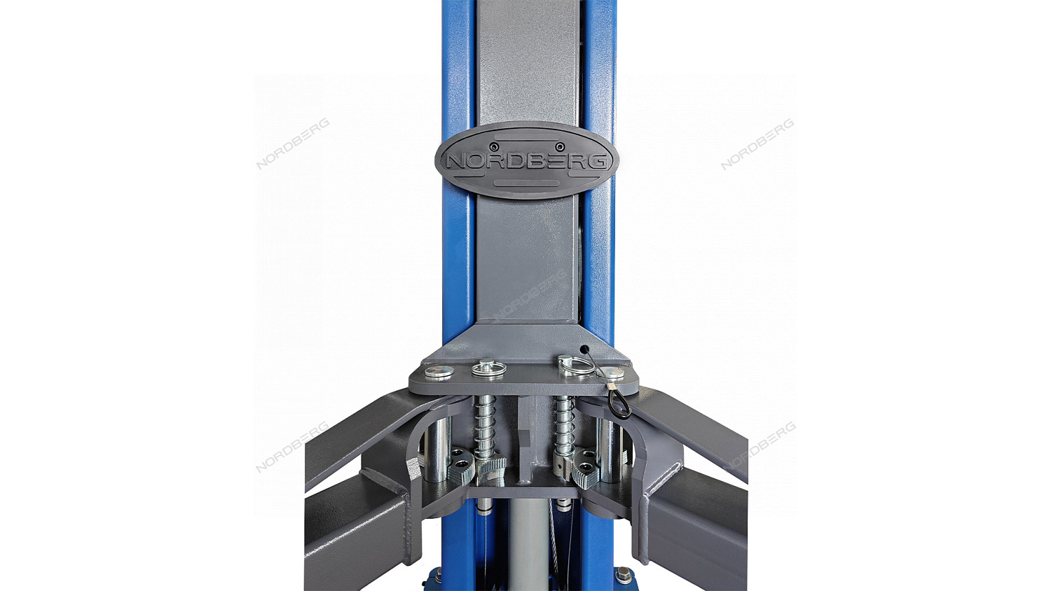 Подъемник 2х стоечный 4т со снятием стопоров с одной колонны N4120BM-4B