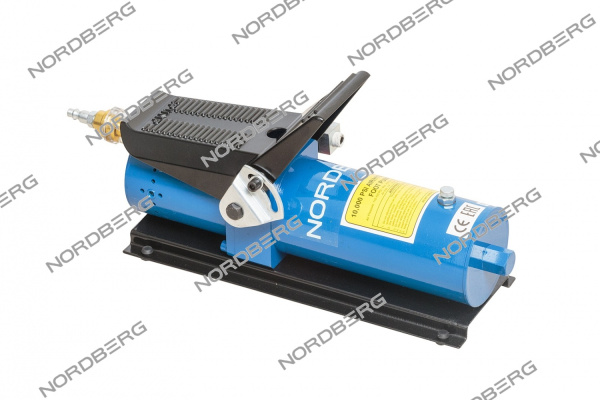 Насос пневмогидравлический, 690 мл