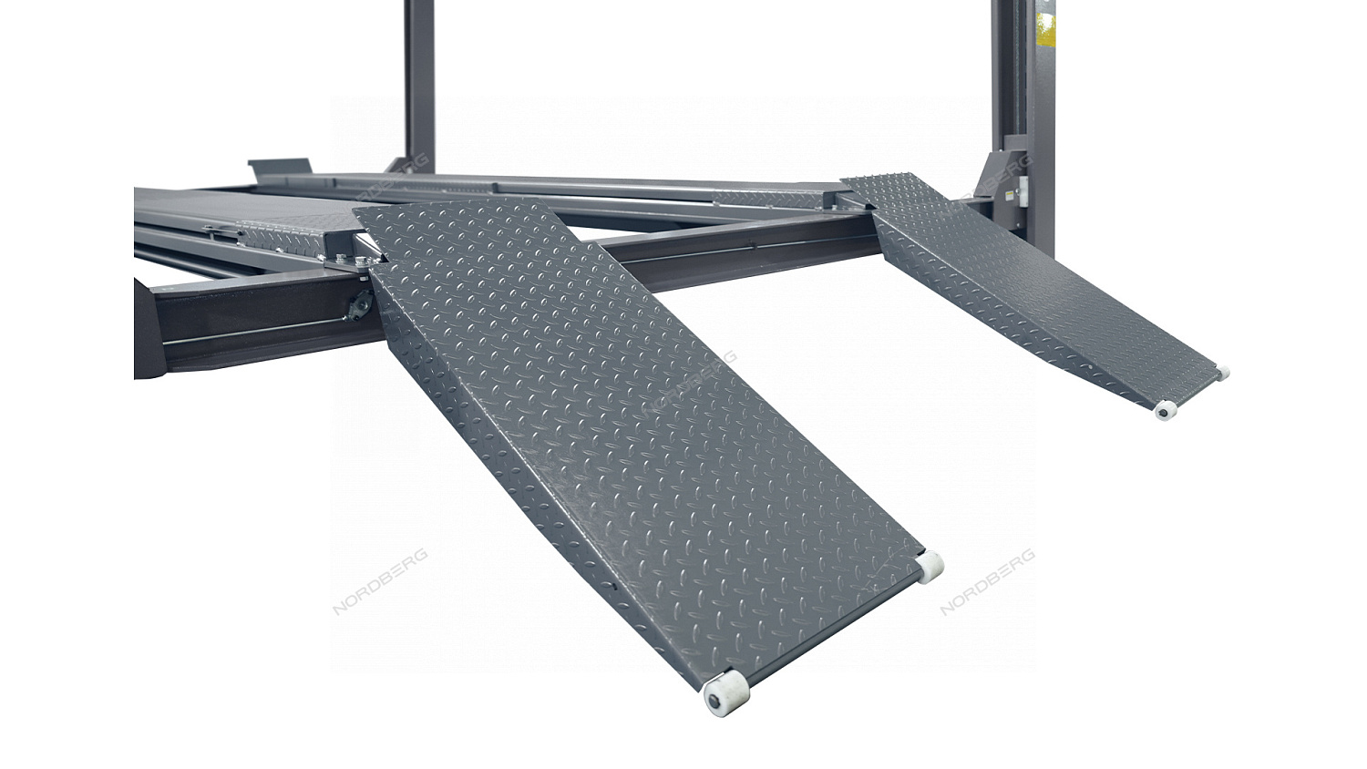 Подъемник четырехстоечный 5 т, c ручной траверсой 3 т N433, для сход-развала, механическое снятие 4450_MG(M)