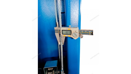 Подъемник 2х стоечный 4т со снятием стопоров с одной колонны N4120BM-4B